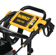 Load image into Gallery viewer, Dewalt Commercial  3200 PSI @ 2.8 GPM  CAT Pump Direct Drive Cold Water Gas Pressure Washer -